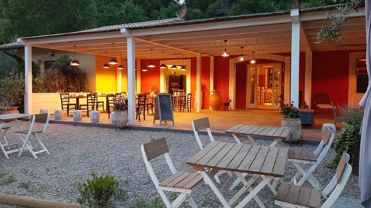 Bio Agriturismo Valle Dei Calanchi Castiglione In Teverina المظهر الخارجي الصورة